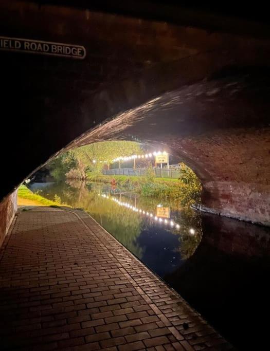 Hidden Gem Canal Facing Retreat With Lovely Walks Hopwas Exterior photo